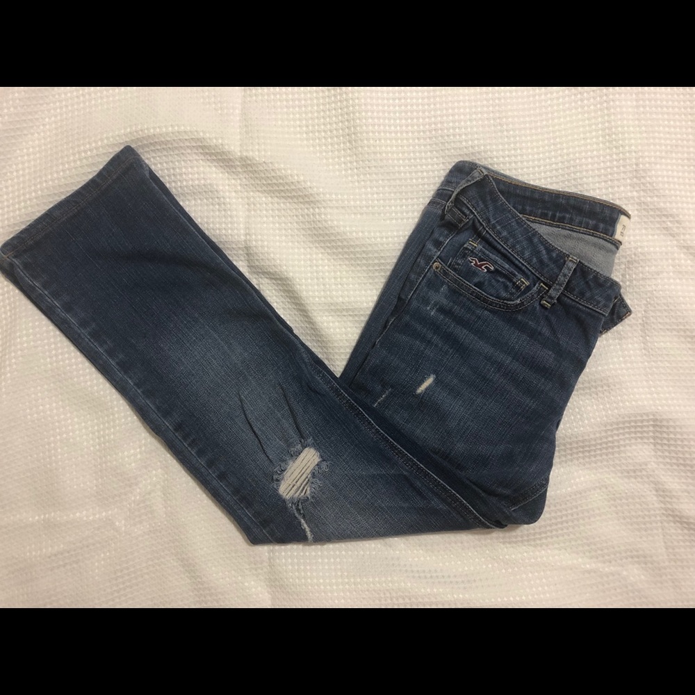 Hollister Ripped Jeans - Picture 2 of 8
